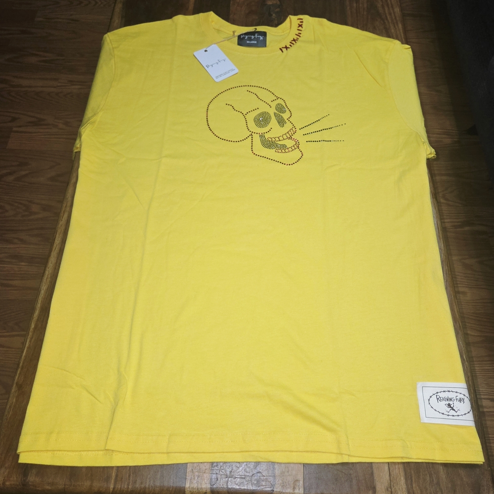 Reigning Fury Yellow Skull Graphic T-Shirt